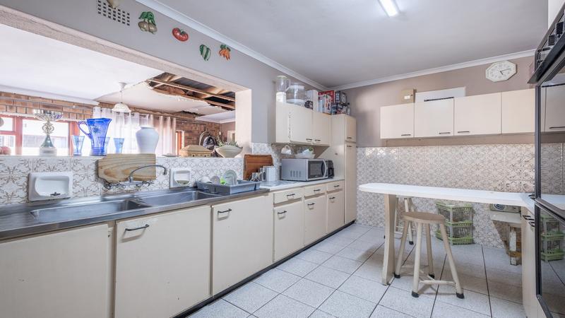 4 Bedroom Property for Sale in Townsend Estate Western Cape